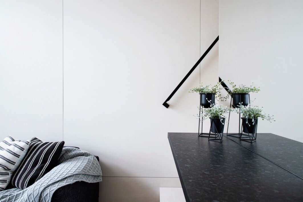 KODA-Light-living-space-mirror_GetterKuusmaa